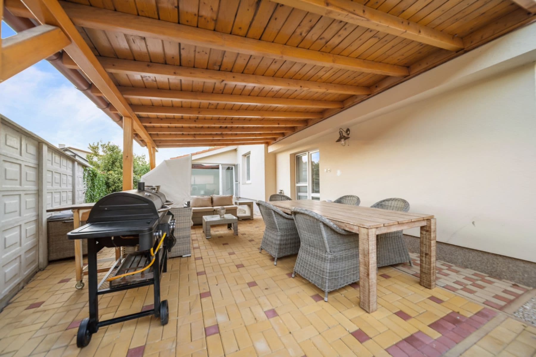 Prodej domu 190 m², pozemek 332 m², Kráľovičove Kračany, Trnavský kraj Prodej domu 190 m², pozemek 332 m², Kráľovičove Kračany, Trnavský kraj