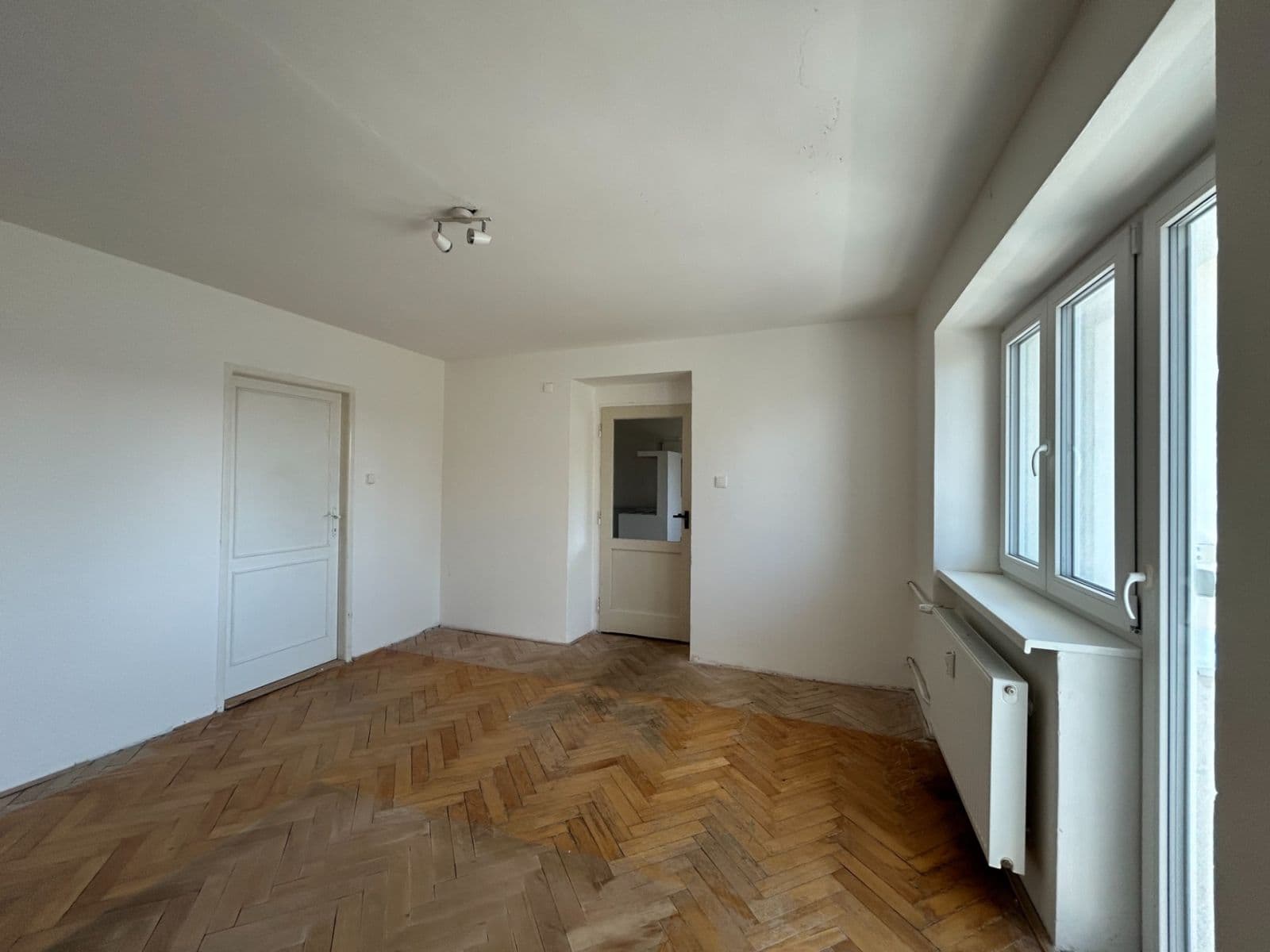 Prodej bytu 3+kk 70 m², Revoluční, Žďár nad Sázavou, Kraj Vysočina Prodej bytu 3+kk 70 m², Revoluční, Žďár nad Sázavou, Kraj Vysočina