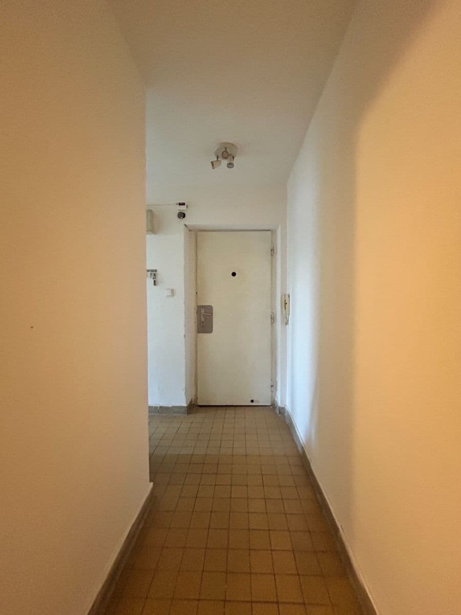 Prodej bytu 3+kk 70 m², Revoluční, Žďár nad Sázavou, Kraj Vysočina Prodej bytu 3+kk 70 m², Revoluční, Žďár nad Sázavou, Kraj Vysočina