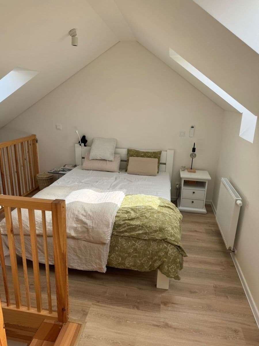 Pronájem bytu 1+kk 69 m², Grafická, Praha, Praha Pronájem bytu 1+kk 69 m², Grafická, Praha, Praha