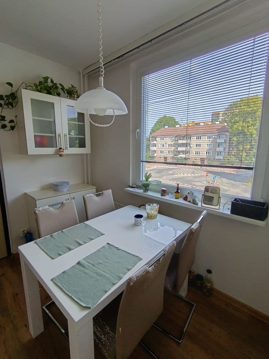 Prodej bytu 3+1 74 m², Albieriho, Jaroměř, Královéhradecký kraj Prodej bytu 3+1 74 m², Albieriho, Jaroměř, Královéhradecký kraj