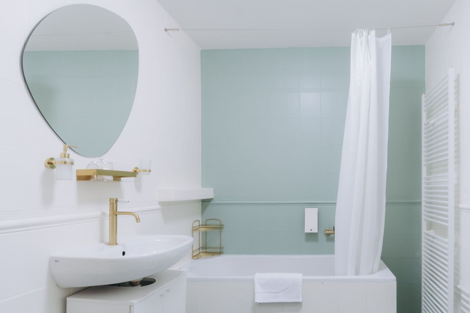Pronájem bytu 24 m², Bulharská, Karlovy Vary, Karlovarský kraj Pronájem bytu 24 m², Bulharská, Karlovy Vary, Karlovarský kraj