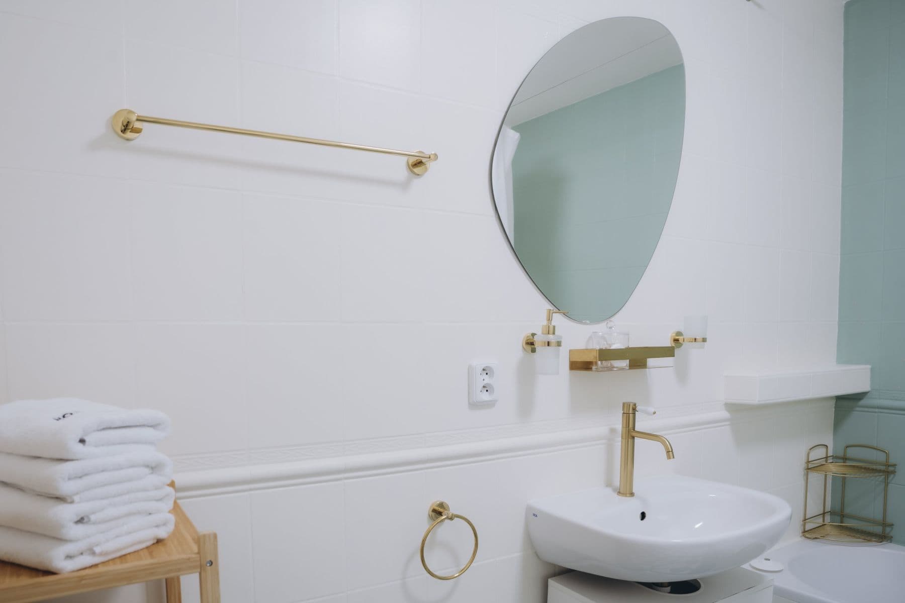 Pronájem bytu 24 m², Bulharská, Karlovy Vary, Karlovarský kraj Pronájem bytu 24 m², Bulharská, Karlovy Vary, Karlovarský kraj