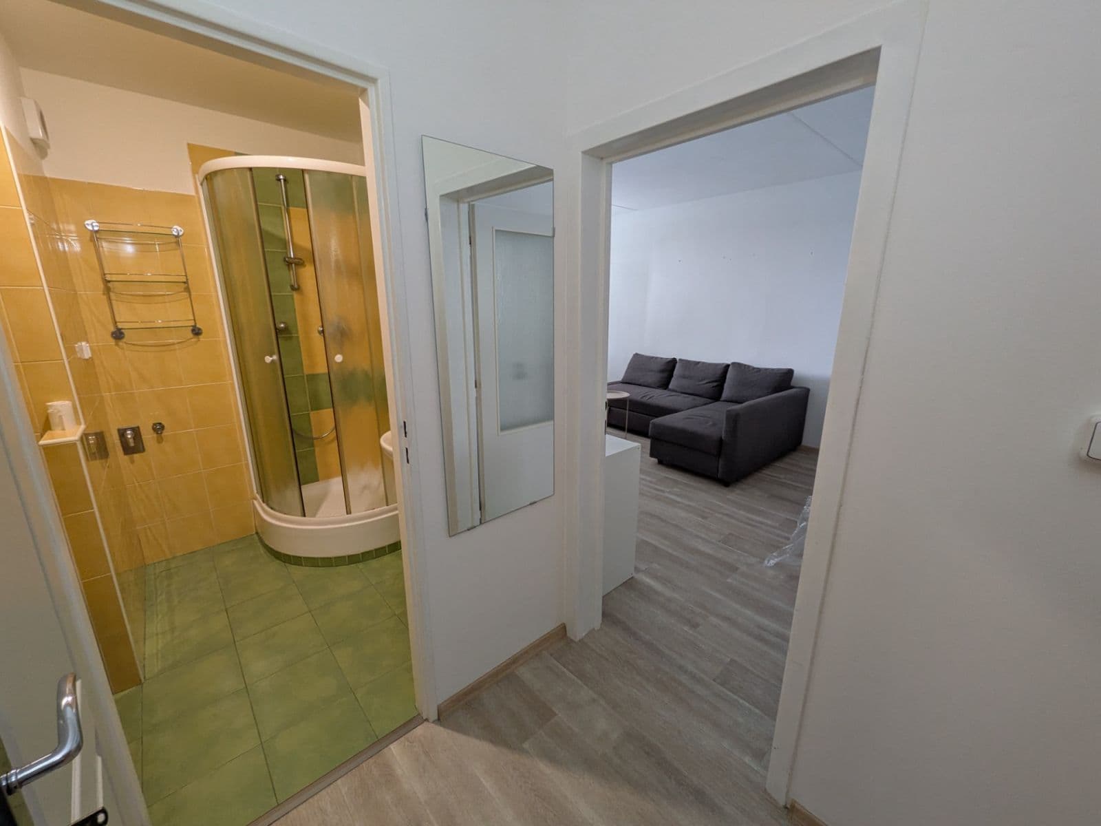 Pronájem bytu 1+1 35 m², Valentova, Praha, Praha Pronájem bytu 1+1 35 m², Valentova, Praha, Praha