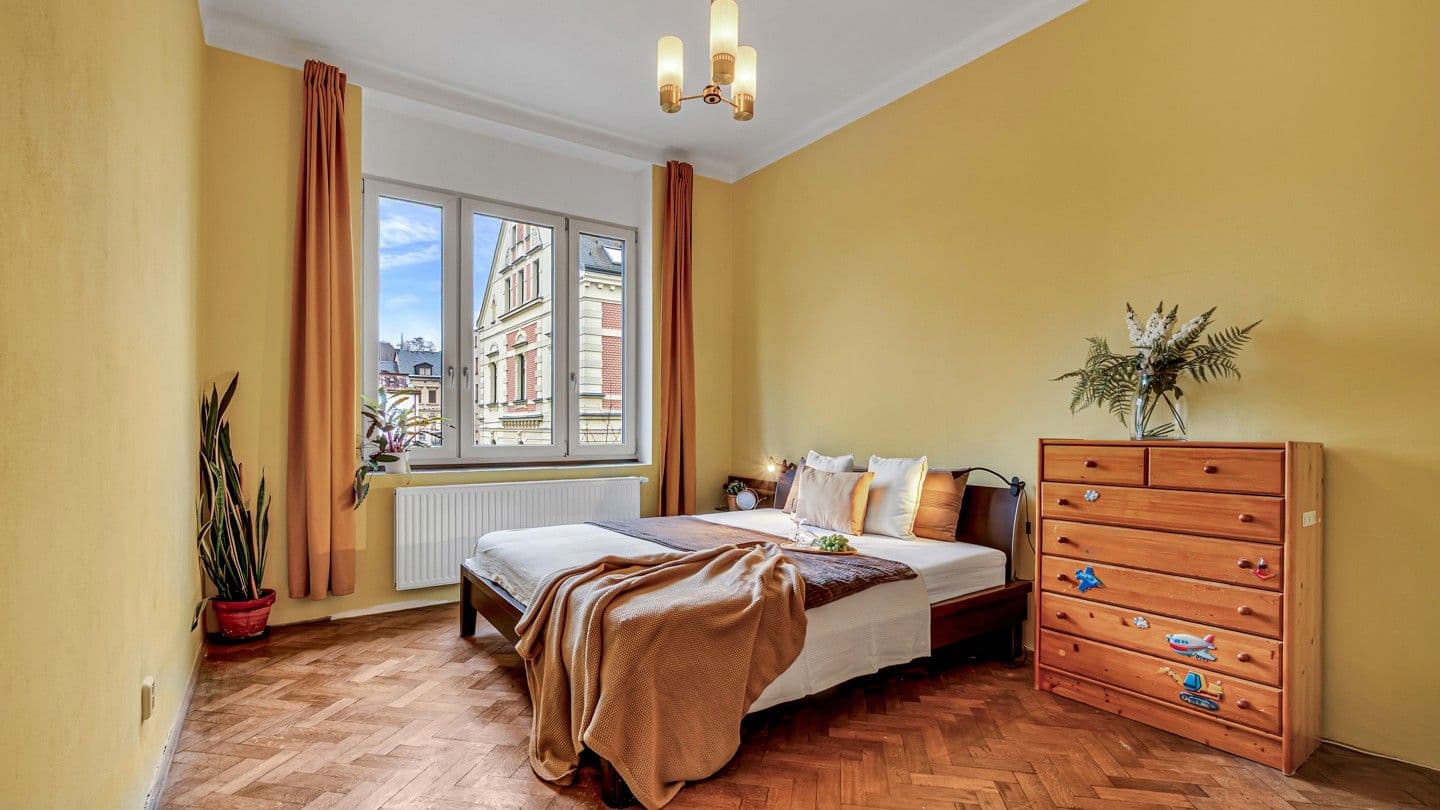 Prodej bytu 4+1 131 m², V Aleji, Jablonec nad Nisou, Liberecký kraj Prodej bytu 4+1 131 m², V Aleji, Jablonec nad Nisou, Liberecký kraj