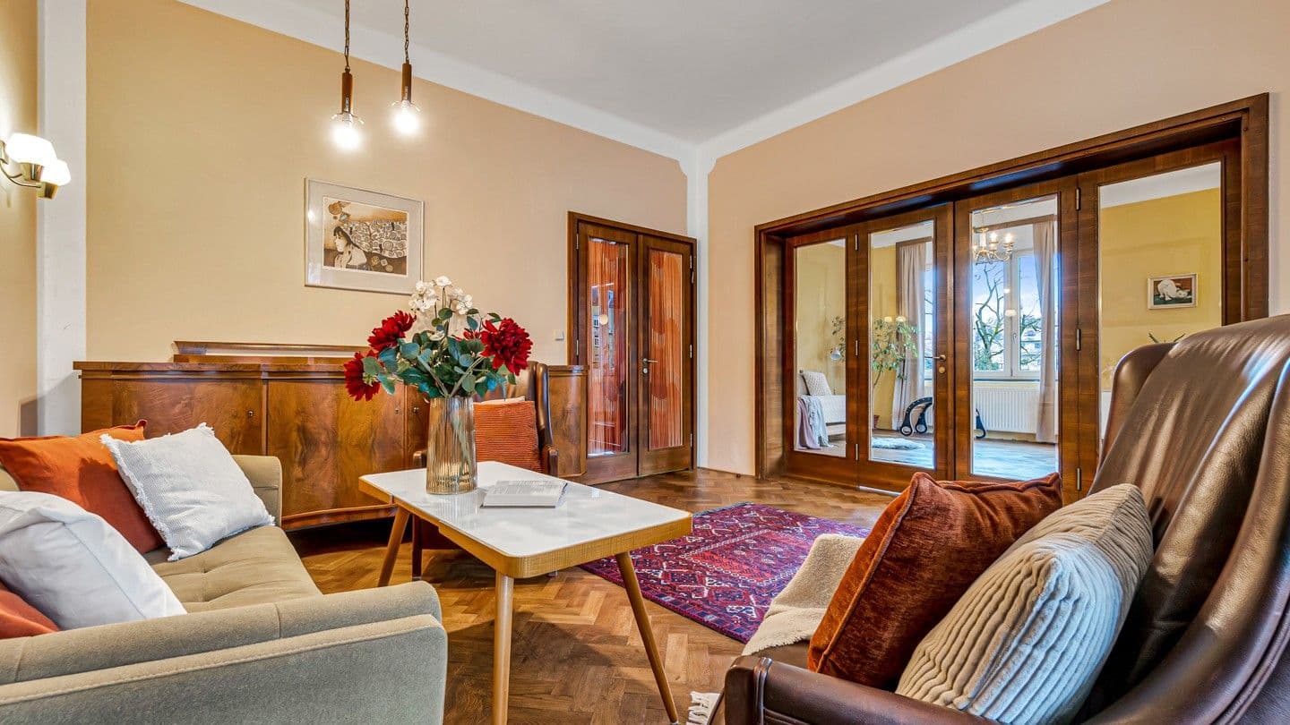 Prodej bytu 4+1 131 m², V Aleji, Jablonec nad Nisou, Liberecký kraj Prodej bytu 4+1 131 m², V Aleji, Jablonec nad Nisou, Liberecký kraj