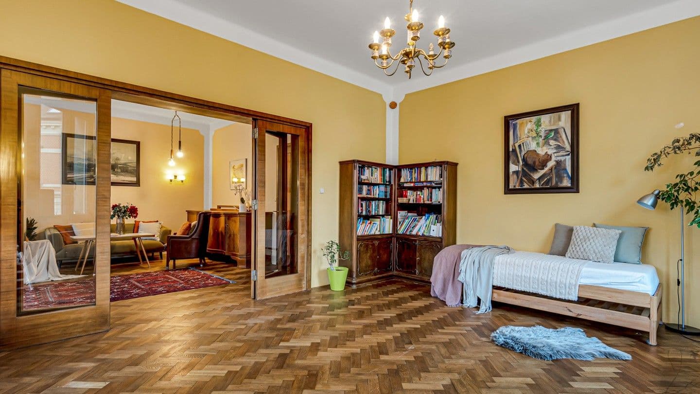 Prodej bytu 4+1 131 m², V Aleji, Jablonec nad Nisou, Liberecký kraj Prodej bytu 4+1 131 m², V Aleji, Jablonec nad Nisou, Liberecký kraj