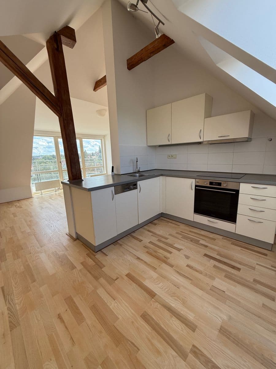Pronájem bytu 85 m², Na Pískách, Praha, Praha Pronájem bytu 85 m², Na Pískách, Praha, Praha