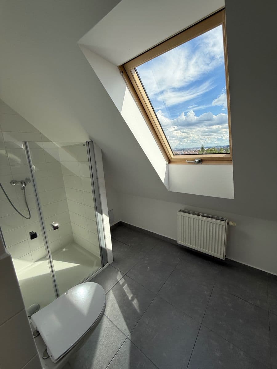 Pronájem bytu 85 m², Na Pískách, Praha, Praha Pronájem bytu 85 m², Na Pískách, Praha, Praha