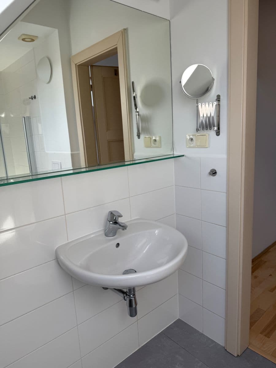 Pronájem bytu 85 m², Na Pískách, Praha, Praha Pronájem bytu 85 m², Na Pískách, Praha, Praha