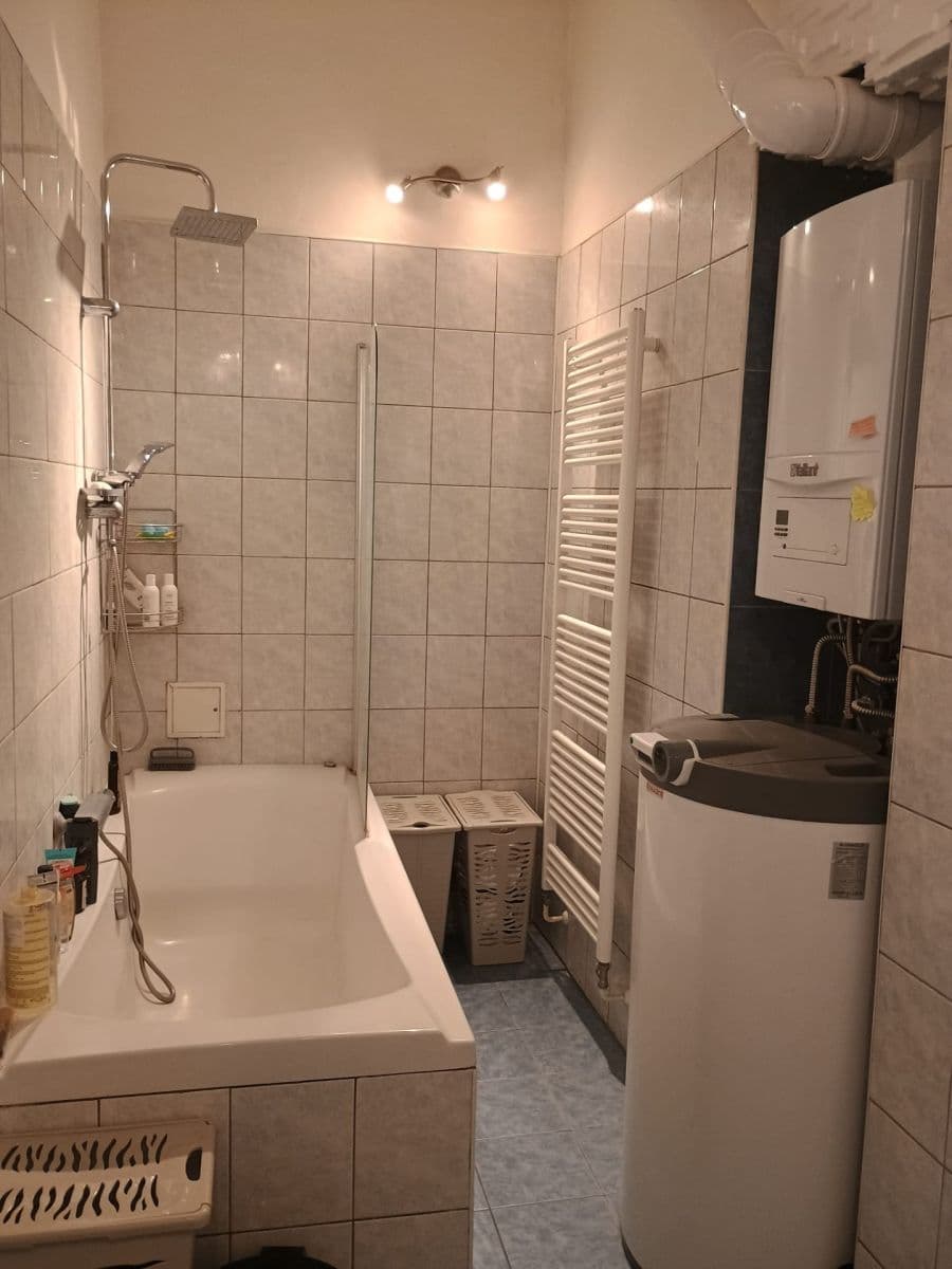 Pronájem bytu 2+kk 45 m², U Pergamenky, Praha, Praha Pronájem bytu 2+kk 45 m², U Pergamenky, Praha, Praha