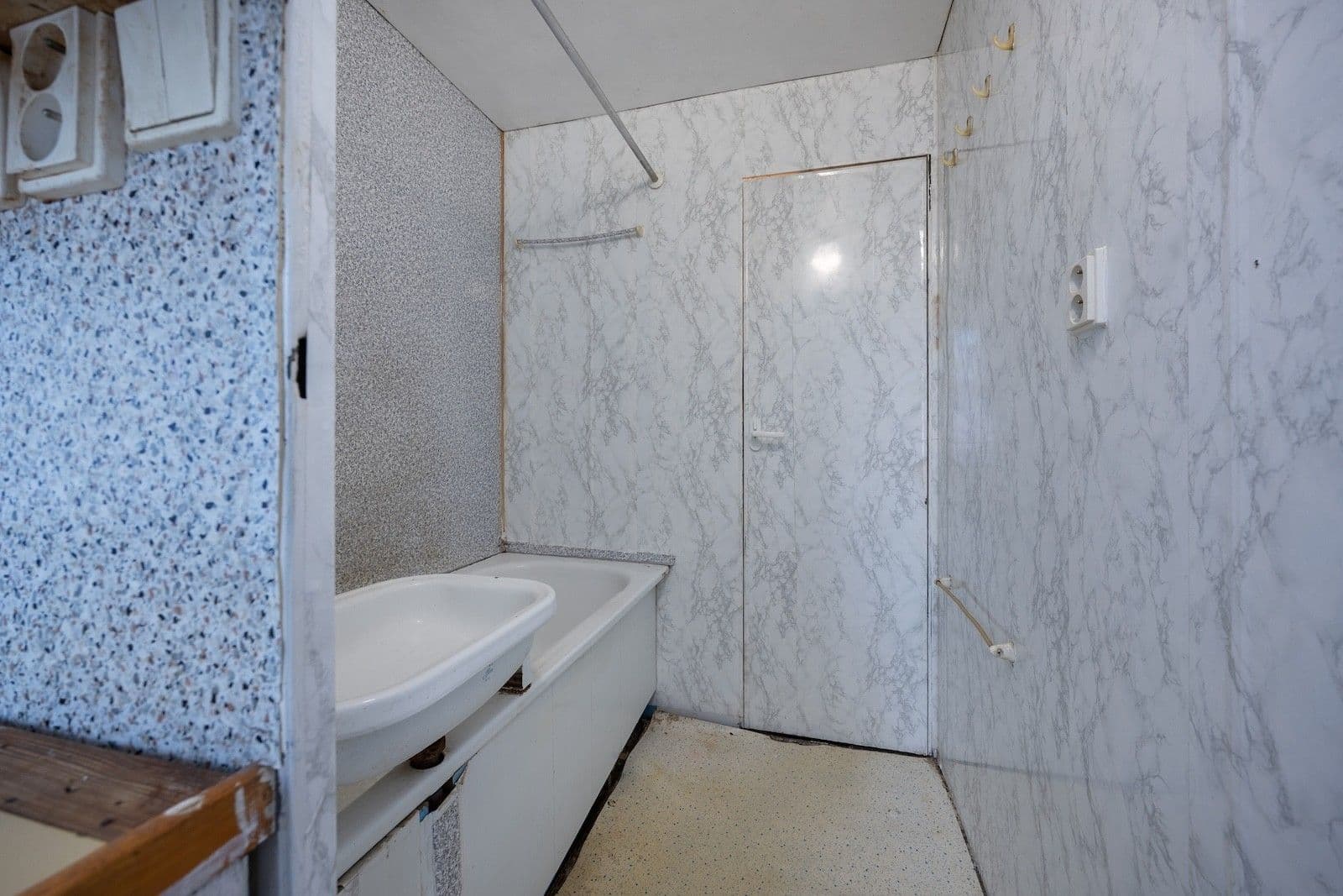 Prodej bytu 3+1 72 m², V Zápolí, Praha, Praha Prodej bytu 3+1 72 m², V Zápolí, Praha, Praha