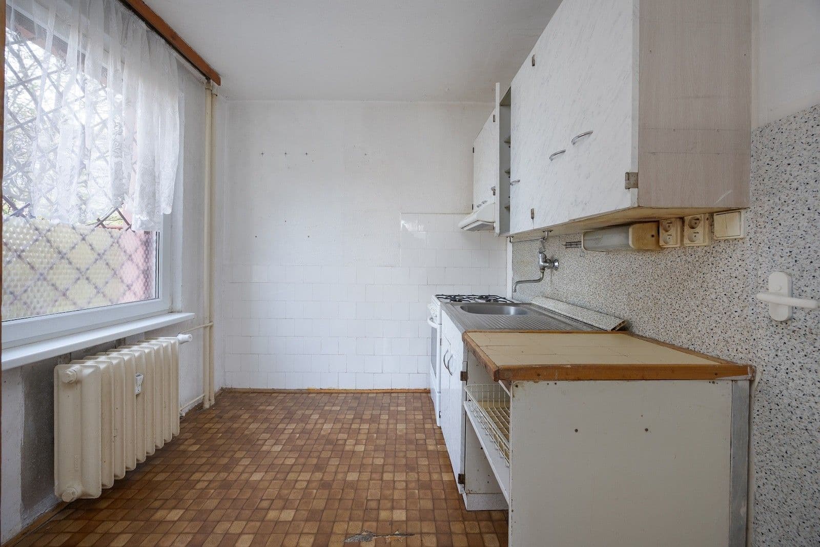 Prodej bytu 3+1 72 m², V Zápolí, Praha, Praha Prodej bytu 3+1 72 m², V Zápolí, Praha, Praha