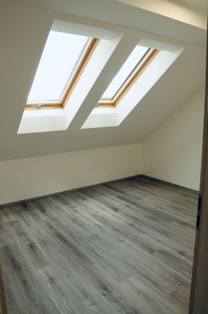 Pronájem bytu 2+kk 75 m², Vranov, Středočeský kraj Pronájem bytu 2+kk 75 m², Vranov, Středočeský kraj