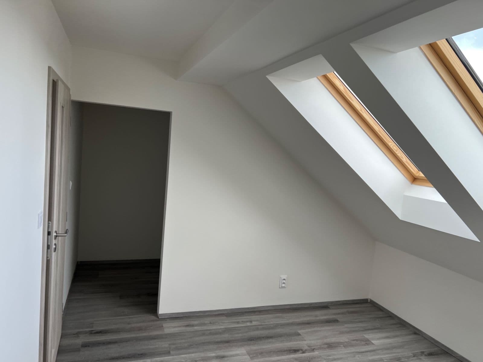 Pronájem bytu 2+kk 75 m², Vranov, Středočeský kraj Pronájem bytu 2+kk 75 m², Vranov, Středočeský kraj