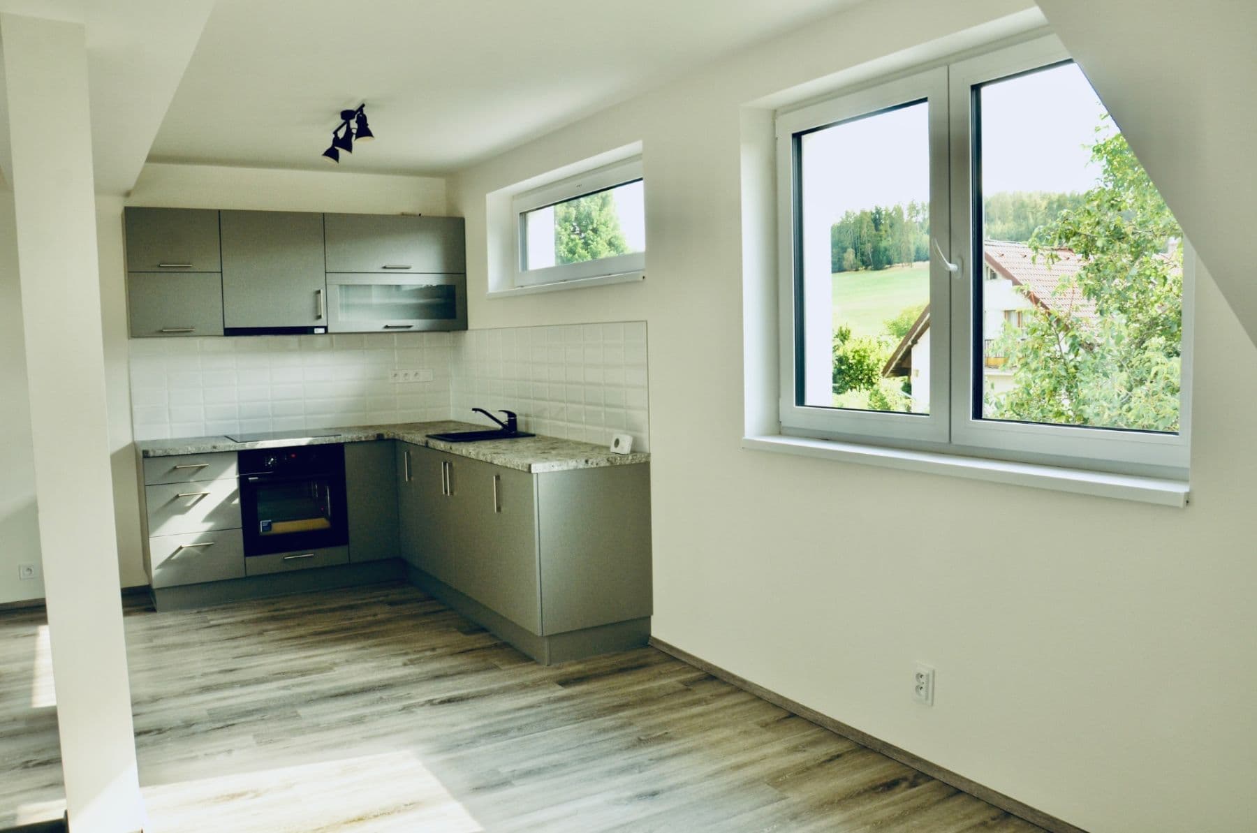 Pronájem bytu 2+kk 52 m², Vranov, Středočeský kraj Pronájem bytu 2+kk 52 m², Vranov, Středočeský kraj