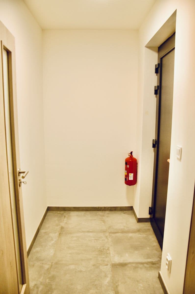 Pronájem bytu 4+1 74 m², Vranov, Středočeský kraj Pronájem bytu 4+1 74 m², Vranov, Středočeský kraj
