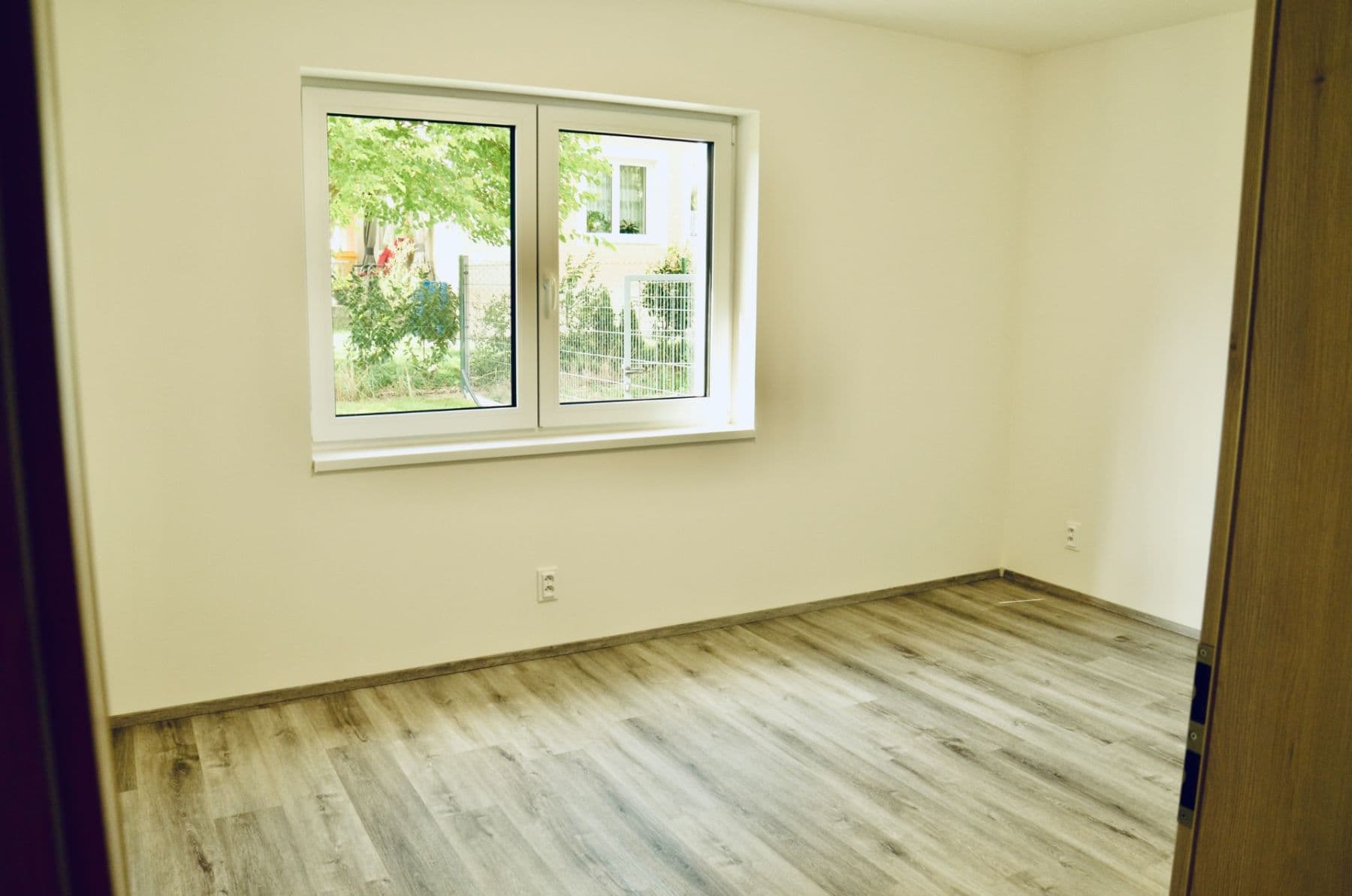 Pronájem bytu 4+1 74 m², Vranov, Středočeský kraj Pronájem bytu 4+1 74 m², Vranov, Středočeský kraj