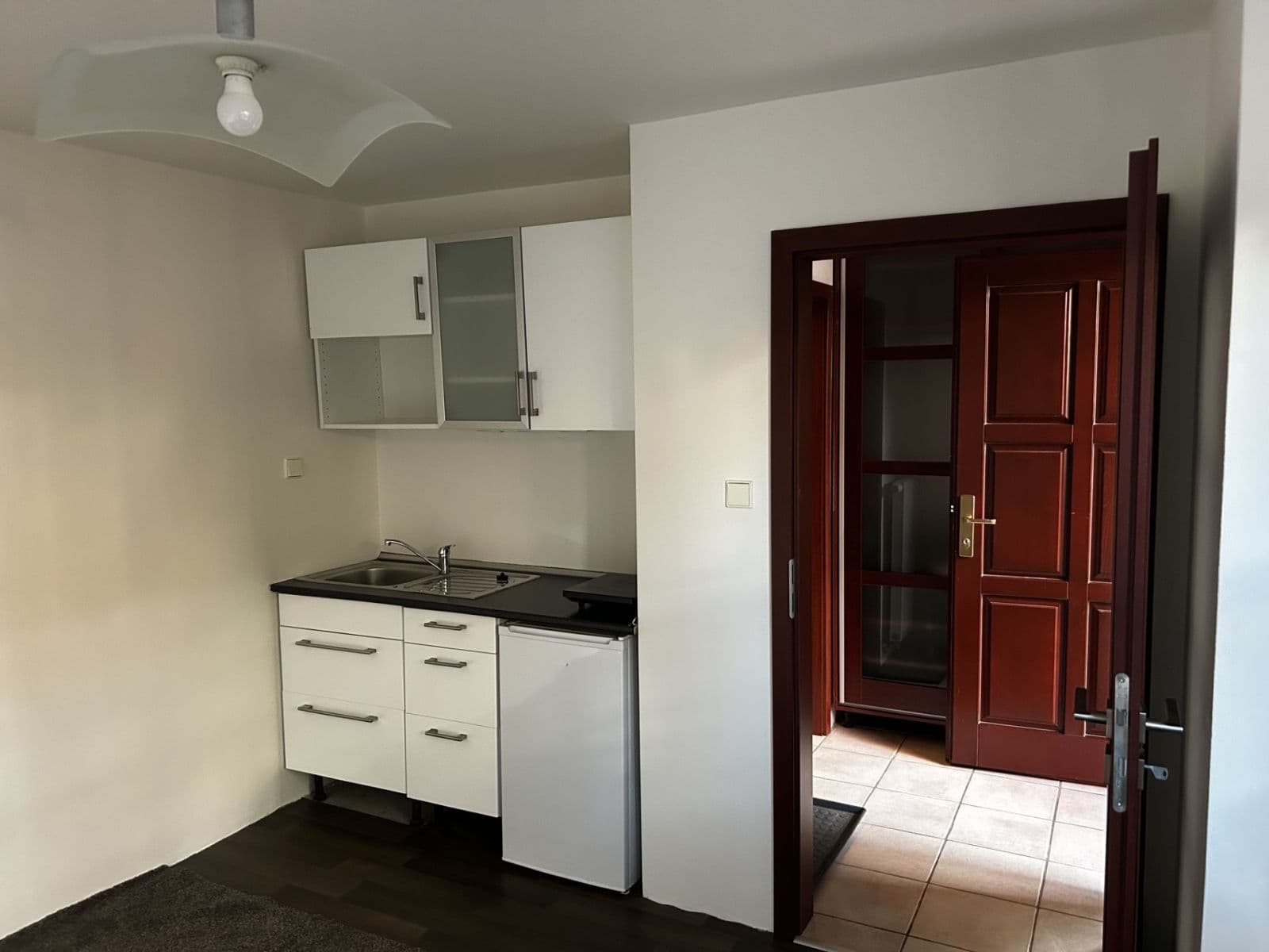 Pronájem bytu 1+kk 19 m², Smíchovská, Praha, Praha Pronájem bytu 1+kk 19 m², Smíchovská, Praha, Praha