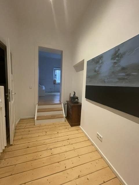 Pronájem bytu 3+1 86 m², Kreuzbergstraße 20, Düsseldorf, Severní Porýní-Vestfálsko Pronájem bytu 3+1 86 m², Kreuzbergstraße 20, Düsseldorf, Severní Porýní-Vestfálsko