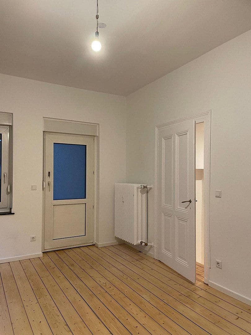 Pronájem bytu 3+1 86 m², Kreuzbergstraße 20, Düsseldorf, Severní Porýní-Vestfálsko Pronájem bytu 3+1 86 m², Kreuzbergstraße 20, Düsseldorf, Severní Porýní-Vestfálsko