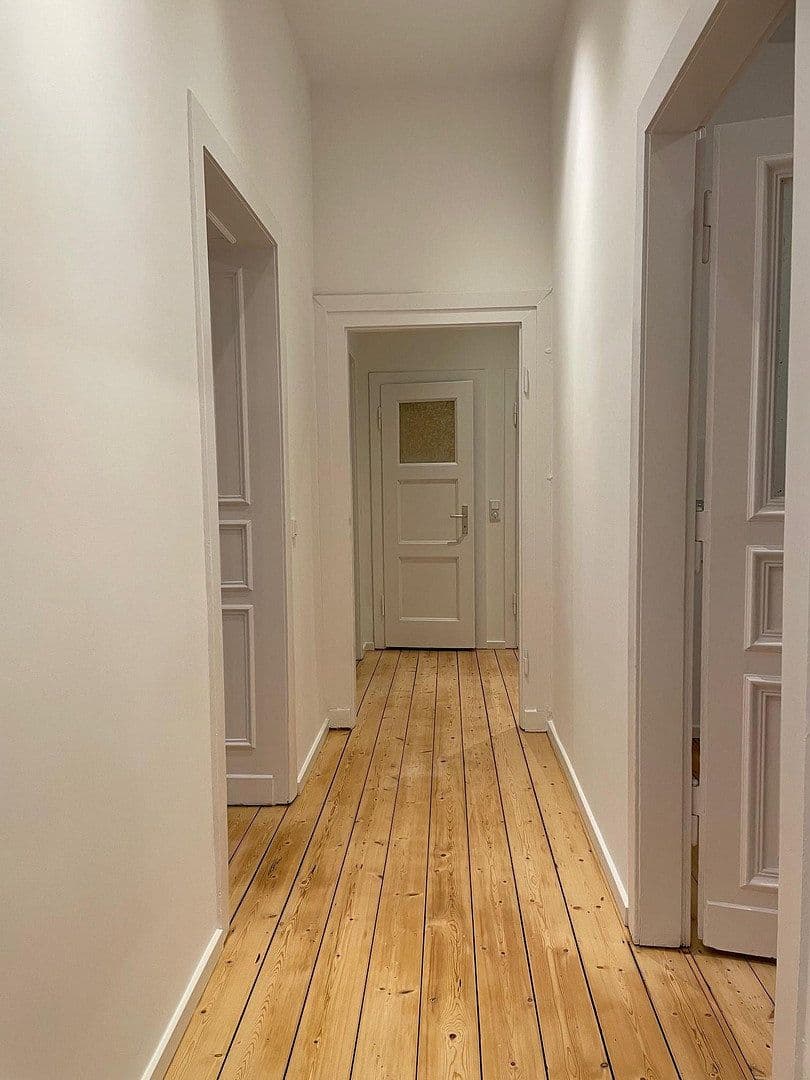 Pronájem bytu 3+1 86 m², Kreuzbergstraße 20, Düsseldorf, Severní Porýní-Vestfálsko Pronájem bytu 3+1 86 m², Kreuzbergstraße 20, Düsseldorf, Severní Porýní-Vestfálsko
