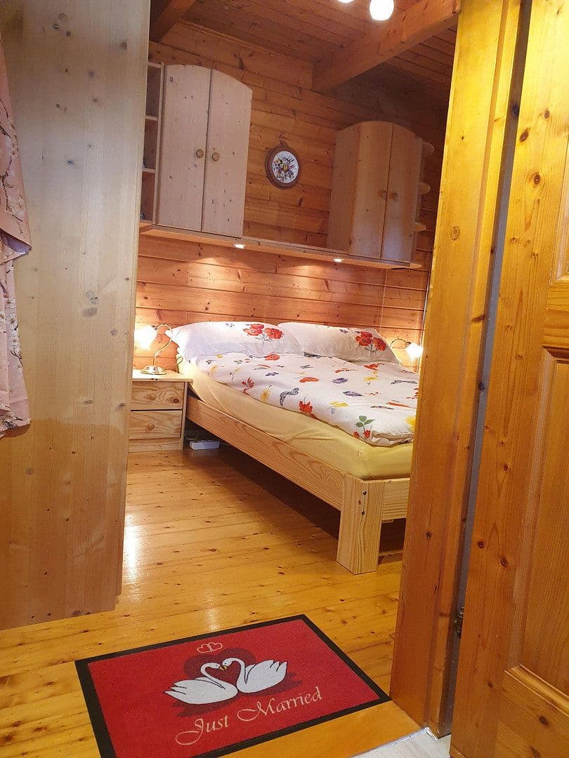 Prodej domu 70 m², pozemek 680 m², Neuhaus am Inn, Bavorsko Prodej domu 70 m², pozemek 680 m², Neuhaus am Inn, Bavorsko