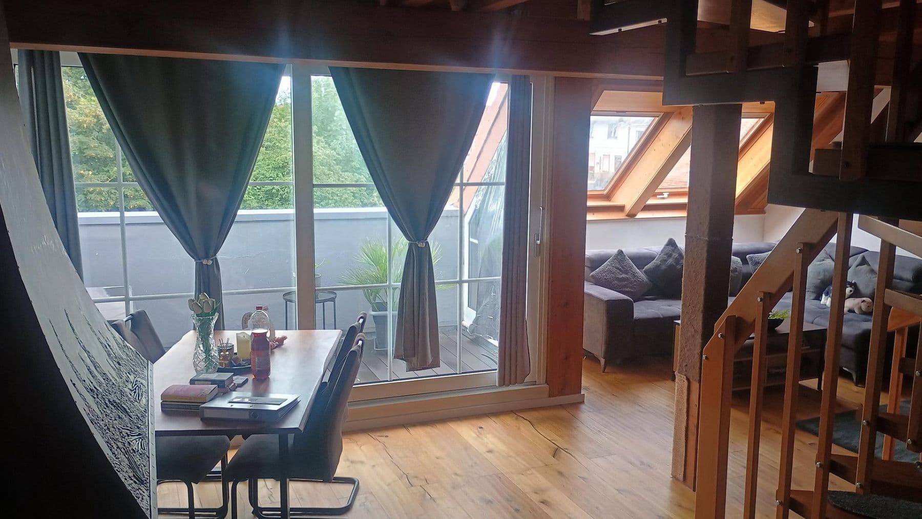 Pronájem bytu 3+1 110 m², Kreuzstr. 3A, Rinteln, Dolní Sasko Pronájem bytu 3+1 110 m², Kreuzstr. 3A, Rinteln, Dolní Sasko