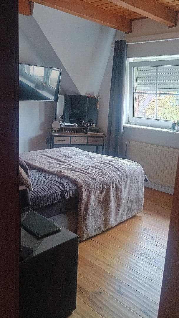 Pronájem bytu 3+1 110 m², Kreuzstr. 3A, Rinteln, Dolní Sasko Pronájem bytu 3+1 110 m², Kreuzstr. 3A, Rinteln, Dolní Sasko