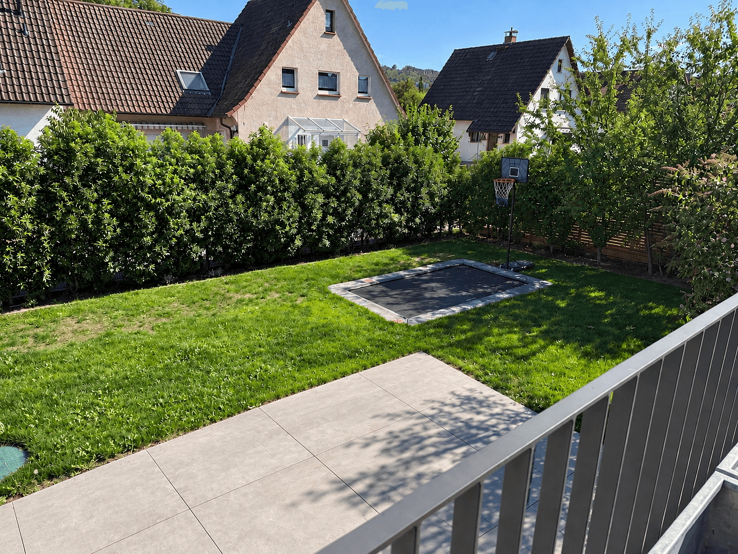 Prodej domu 280 m², pozemek 450 m², Tannenstrasse 14, Seeheim-Jugenheim, Hessen Prodej domu 280 m², pozemek 450 m², Tannenstrasse 14, Seeheim-Jugenheim, Hessen