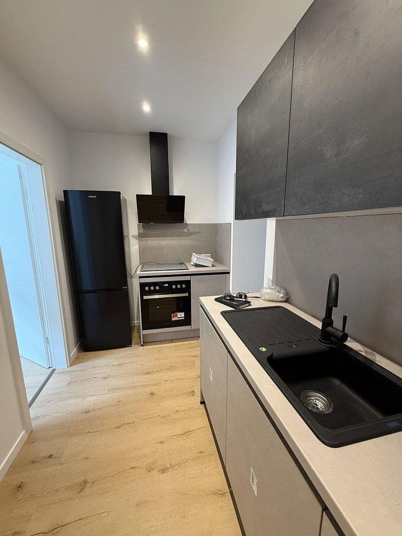 Pronájem bytu 10 m², Heinrichstraße, Nürnberg, Bavorsko Pronájem bytu 10 m², Heinrichstraße, Nürnberg, Bavorsko