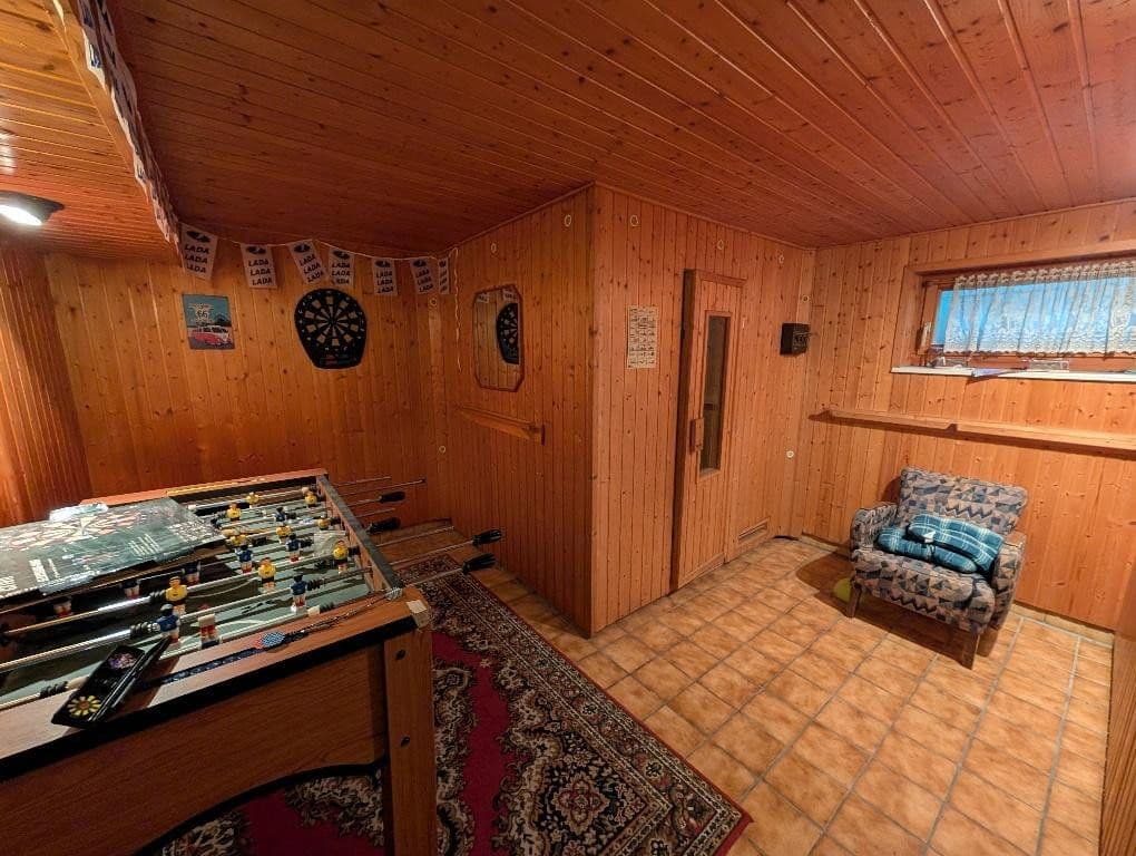 Prodej domu 200 m², pozemek 685 m², Heuchelbergstr. 23, Pfaffenhofen, Bádensko-Württembersko Prodej domu 200 m², pozemek 685 m², Heuchelbergstr. 23, Pfaffenhofen, Bádensko-Württembersko