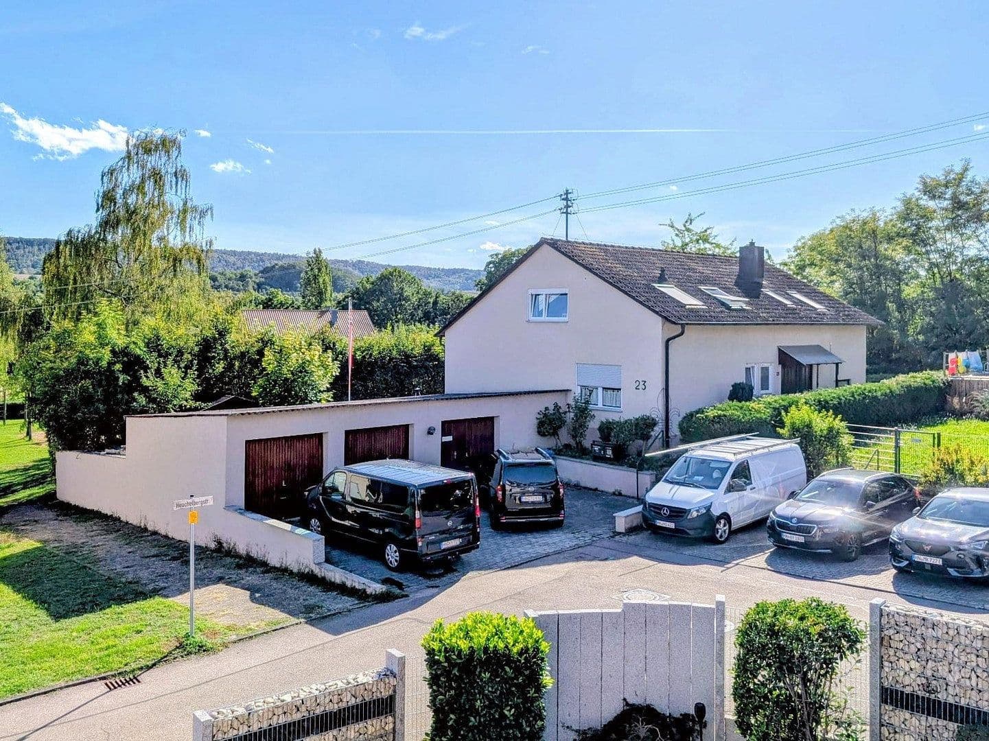 Prodej domu 200 m², pozemek 685 m², Heuchelbergstr. 23, Pfaffenhofen, Bádensko-Württembersko Prodej domu 200 m², pozemek 685 m², Heuchelbergstr. 23, Pfaffenhofen, Bádensko-Württembersko