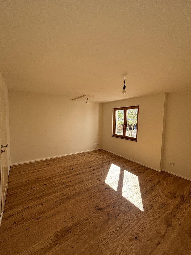 Pronájem bytu 3+kk 133 m², Niefern-Öschelbronn, Bádensko-Württembersko Pronájem bytu 3+kk 133 m², Niefern-Öschelbronn, Bádensko-Württembersko