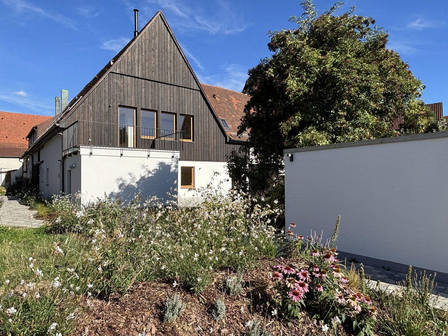 Pronájem bytu 3+kk 133 m², Niefern-Öschelbronn, Bádensko-Württembersko Pronájem bytu 3+kk 133 m², Niefern-Öschelbronn, Bádensko-Württembersko