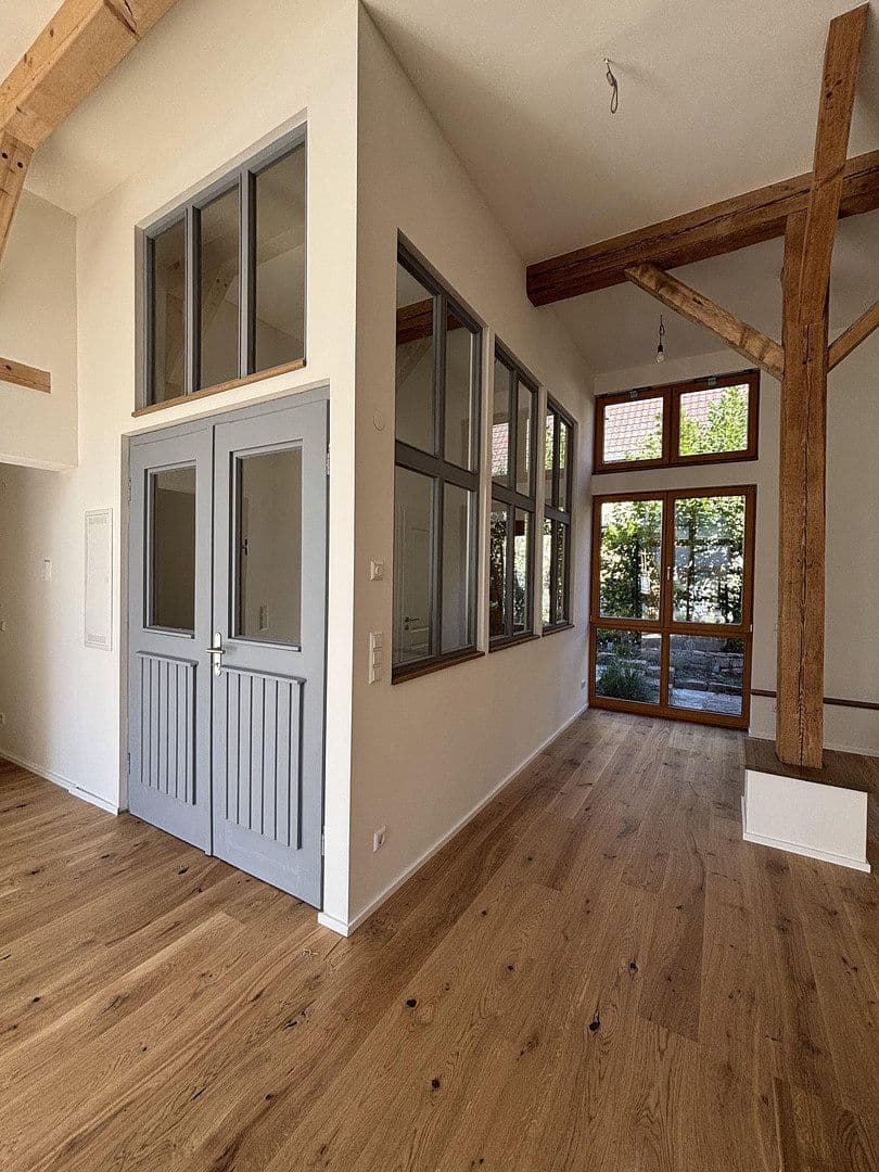 Pronájem bytu 3+kk 133 m², Niefern-Öschelbronn, Bádensko-Württembersko Pronájem bytu 3+kk 133 m², Niefern-Öschelbronn, Bádensko-Württembersko