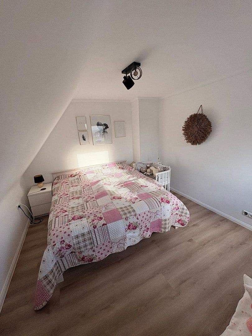 Prodej domu 160 m², pozemek 922 m², Beckdorf, Dolní Sasko Prodej domu 160 m², pozemek 922 m², Beckdorf, Dolní Sasko