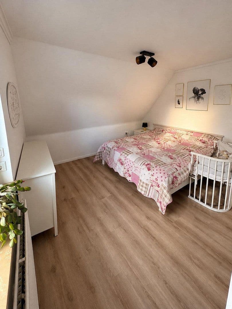 Prodej domu 160 m², pozemek 922 m², Beckdorf, Dolní Sasko Prodej domu 160 m², pozemek 922 m², Beckdorf, Dolní Sasko