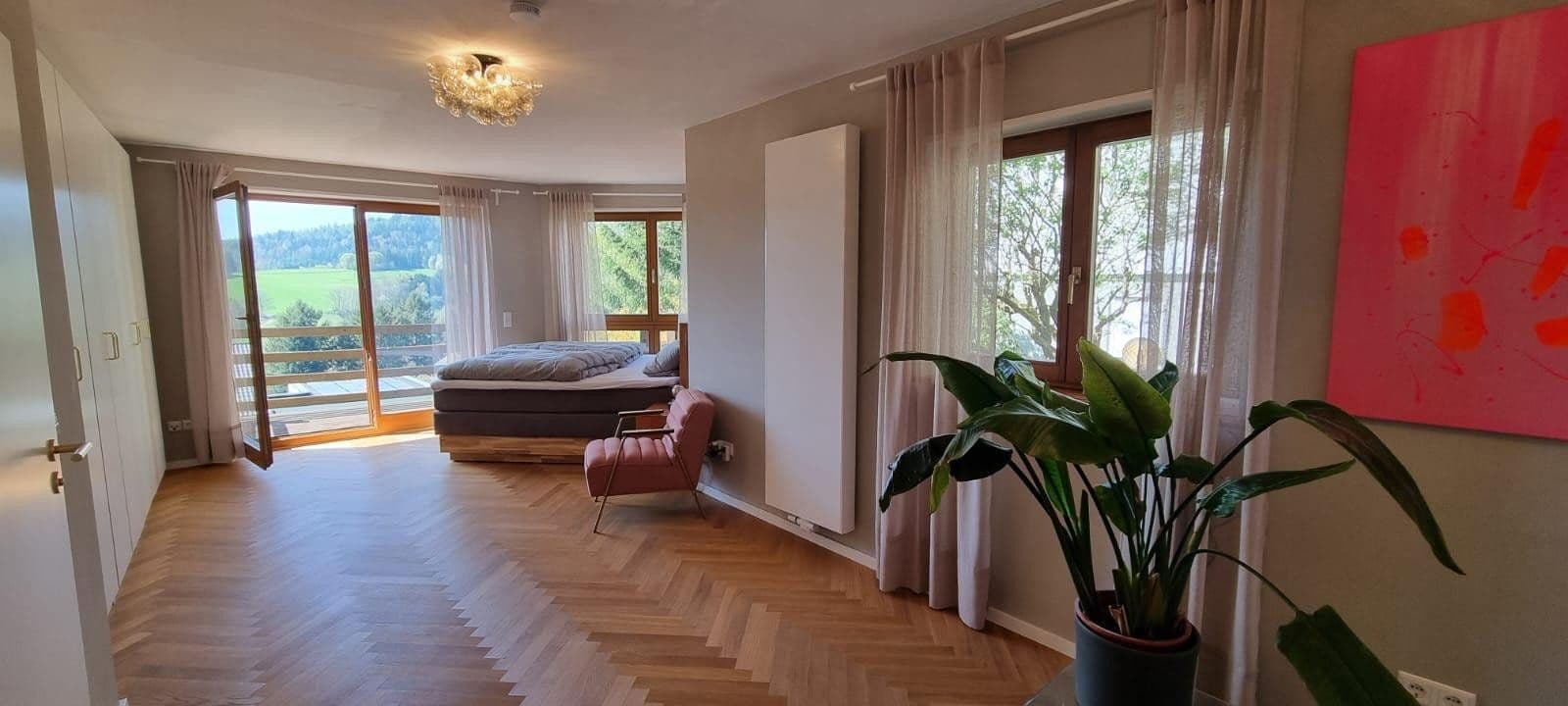 Prodej domu 160 m², pozemek 1.093 m², Bannholzstr. 17, Heiligkreuzsteinach, Bádensko-Württembersko Prodej domu 160 m², pozemek 1.093 m², Bannholzstr. 17, Heiligkreuzsteinach, Bádensko-Württembersko