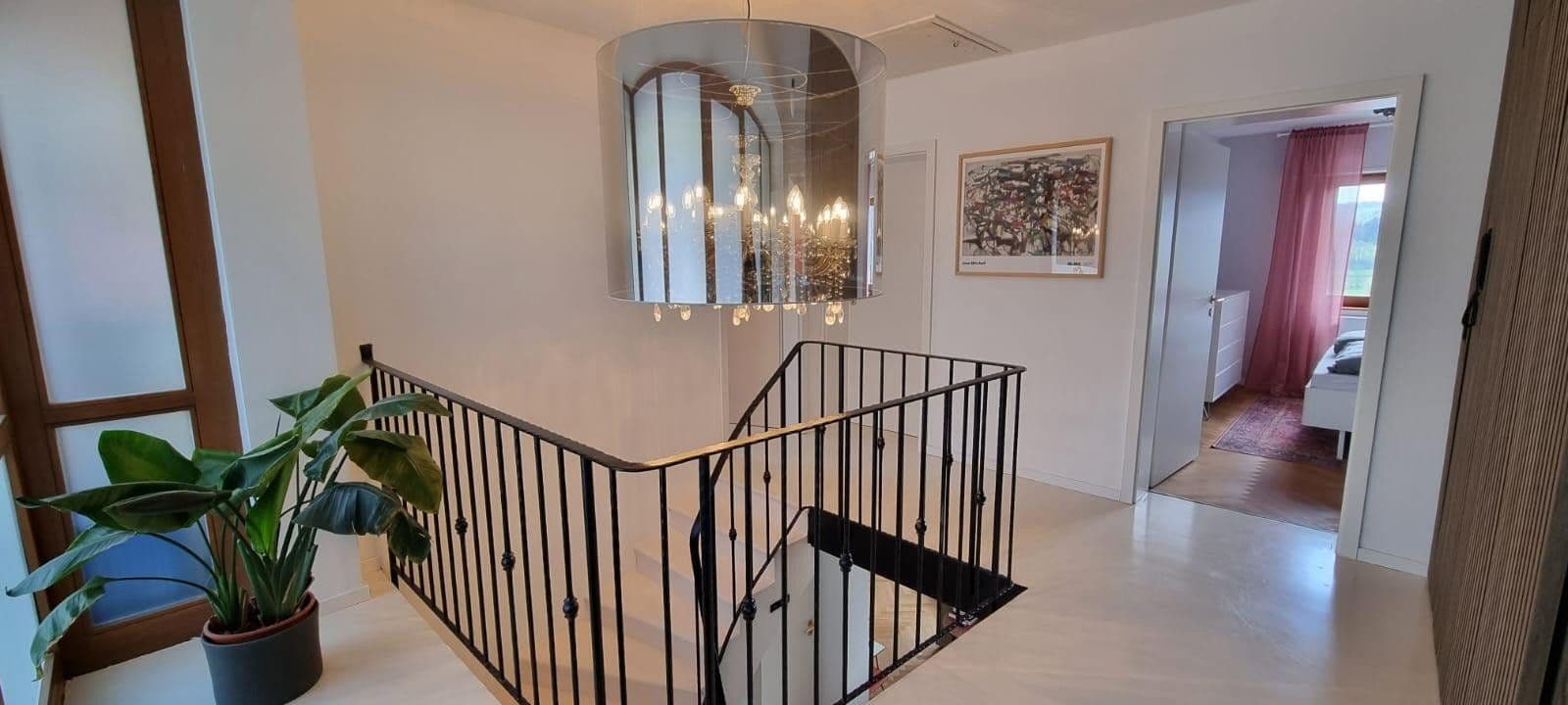 Prodej domu 160 m², pozemek 1.093 m², Bannholzstr. 17, Heiligkreuzsteinach, Bádensko-Württembersko Prodej domu 160 m², pozemek 1.093 m², Bannholzstr. 17, Heiligkreuzsteinach, Bádensko-Württembersko