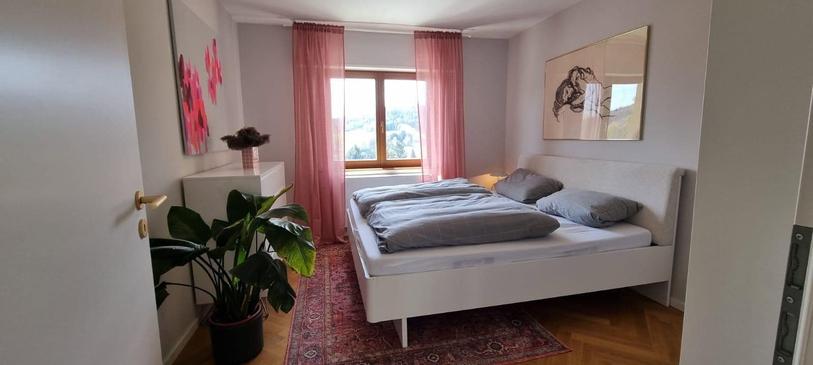 Prodej domu 160 m², pozemek 1.093 m², Bannholzstr. 17, Heiligkreuzsteinach, Bádensko-Württembersko Prodej domu 160 m², pozemek 1.093 m², Bannholzstr. 17, Heiligkreuzsteinach, Bádensko-Württembersko