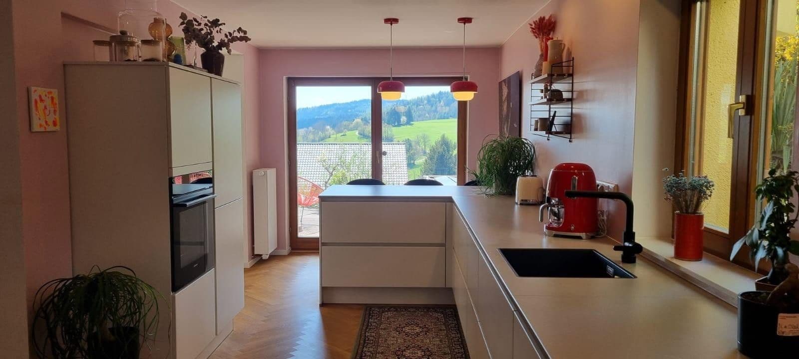 Prodej domu 160 m², pozemek 1.093 m², Bannholzstr. 17, Heiligkreuzsteinach, Bádensko-Württembersko Prodej domu 160 m², pozemek 1.093 m², Bannholzstr. 17, Heiligkreuzsteinach, Bádensko-Württembersko