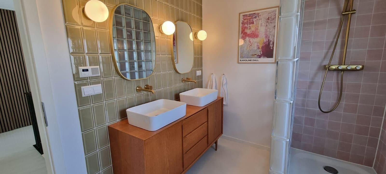 Prodej domu 160 m², pozemek 1.093 m², Bannholzstr. 17, Heiligkreuzsteinach, Bádensko-Württembersko Prodej domu 160 m², pozemek 1.093 m², Bannholzstr. 17, Heiligkreuzsteinach, Bádensko-Württembersko