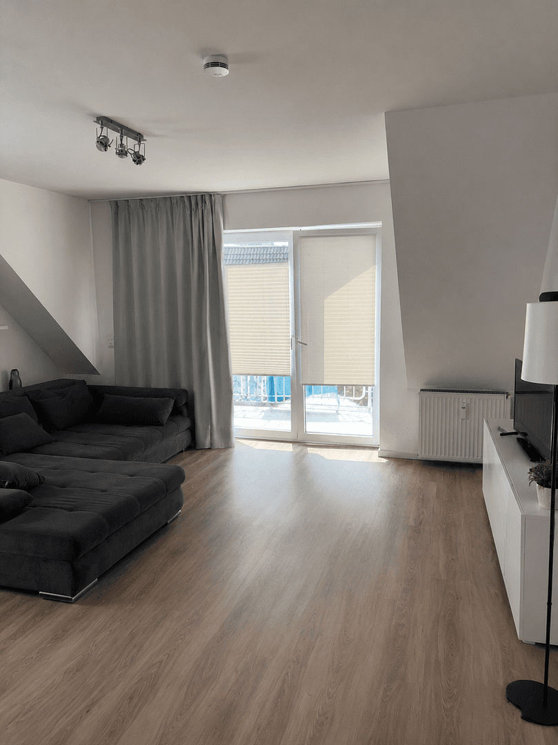 Pronájem bytu 3+1 84 m², Feldstraße 10, Heist, Šlesvicko-Holštýnsko Pronájem bytu 3+1 84 m², Feldstraße 10, Heist, Šlesvicko-Holštýnsko