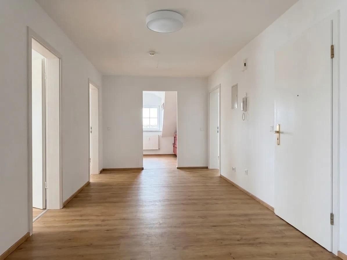 Prodej bytu 5+1 109 m², Germaringen, Bavorsko Prodej bytu 5+1 109 m², Germaringen, Bavorsko