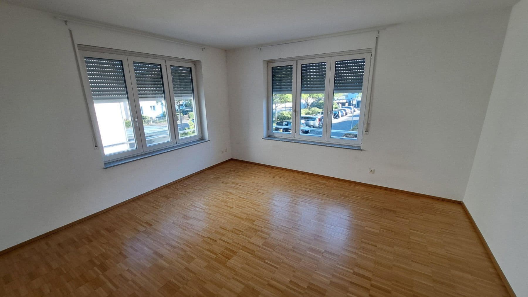 Prodej domu 205 m², pozemek 300 m², Am Dreispitz 30, Aschaffenburg, Bavorsko Prodej domu 205 m², pozemek 300 m², Am Dreispitz 30, Aschaffenburg, Bavorsko