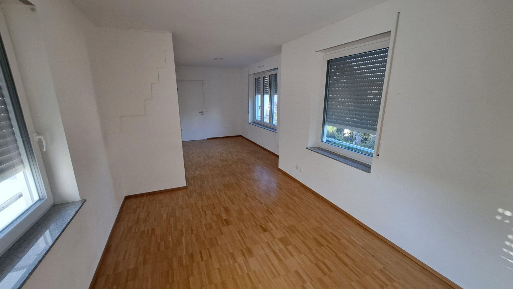 Prodej domu 205 m², pozemek 300 m², Am Dreispitz 30, Aschaffenburg, Bavorsko Prodej domu 205 m², pozemek 300 m², Am Dreispitz 30, Aschaffenburg, Bavorsko