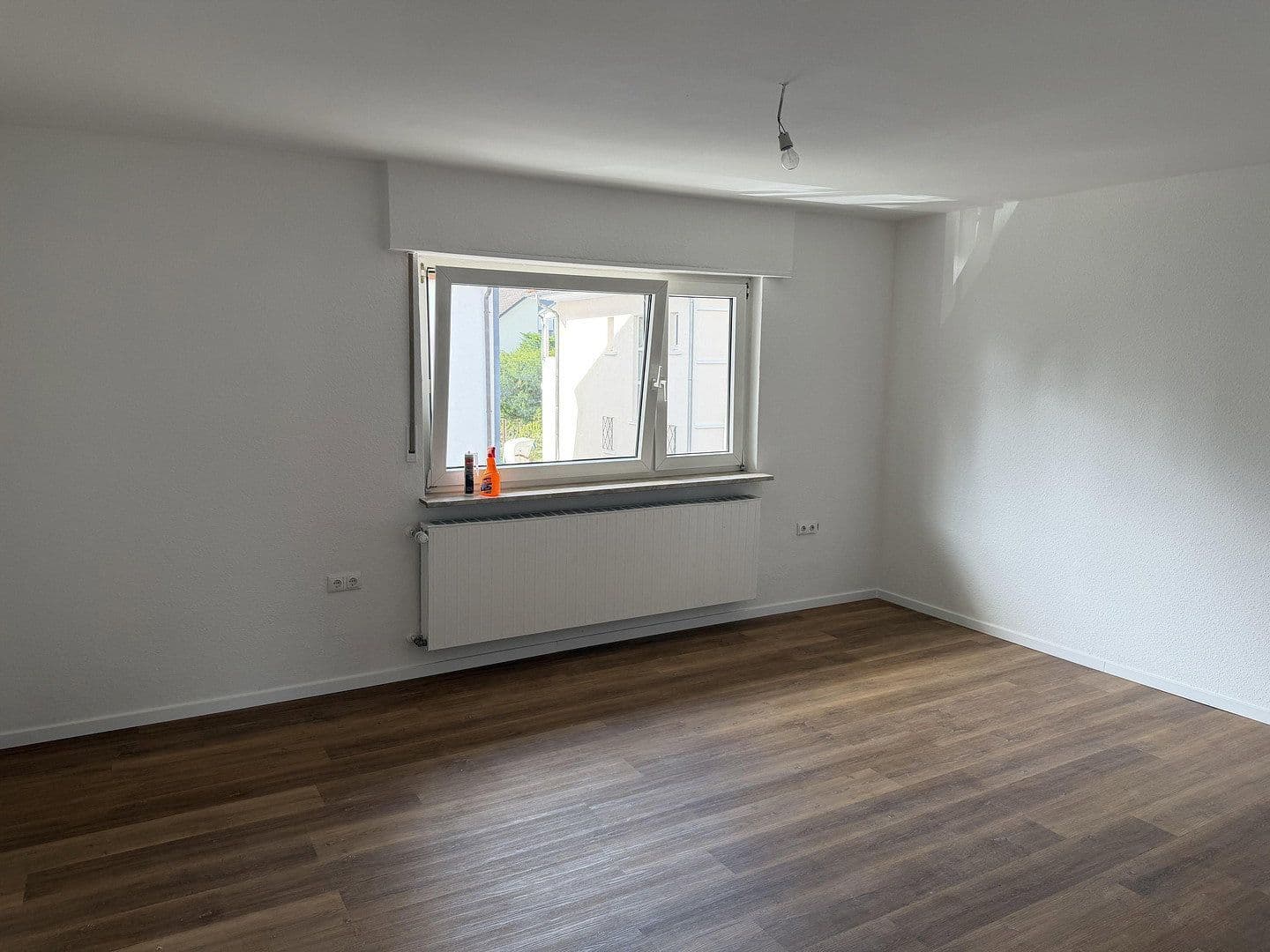 Pronájem bytu 3+1 74 m², Brühler Weg 46, Plankstadt, Bádensko-Württembersko Pronájem bytu 3+1 74 m², Brühler Weg 46, Plankstadt, Bádensko-Württembersko