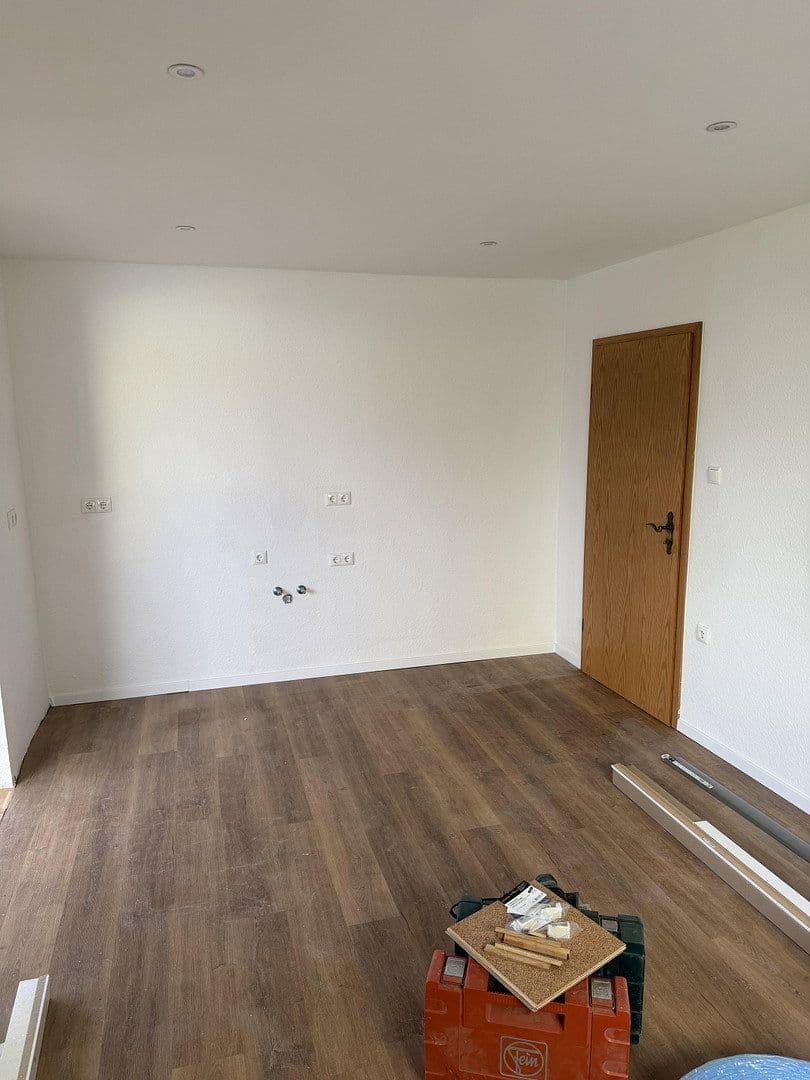 Pronájem bytu 3+1 74 m², Brühler Weg 46, Plankstadt, Bádensko-Württembersko Pronájem bytu 3+1 74 m², Brühler Weg 46, Plankstadt, Bádensko-Württembersko
