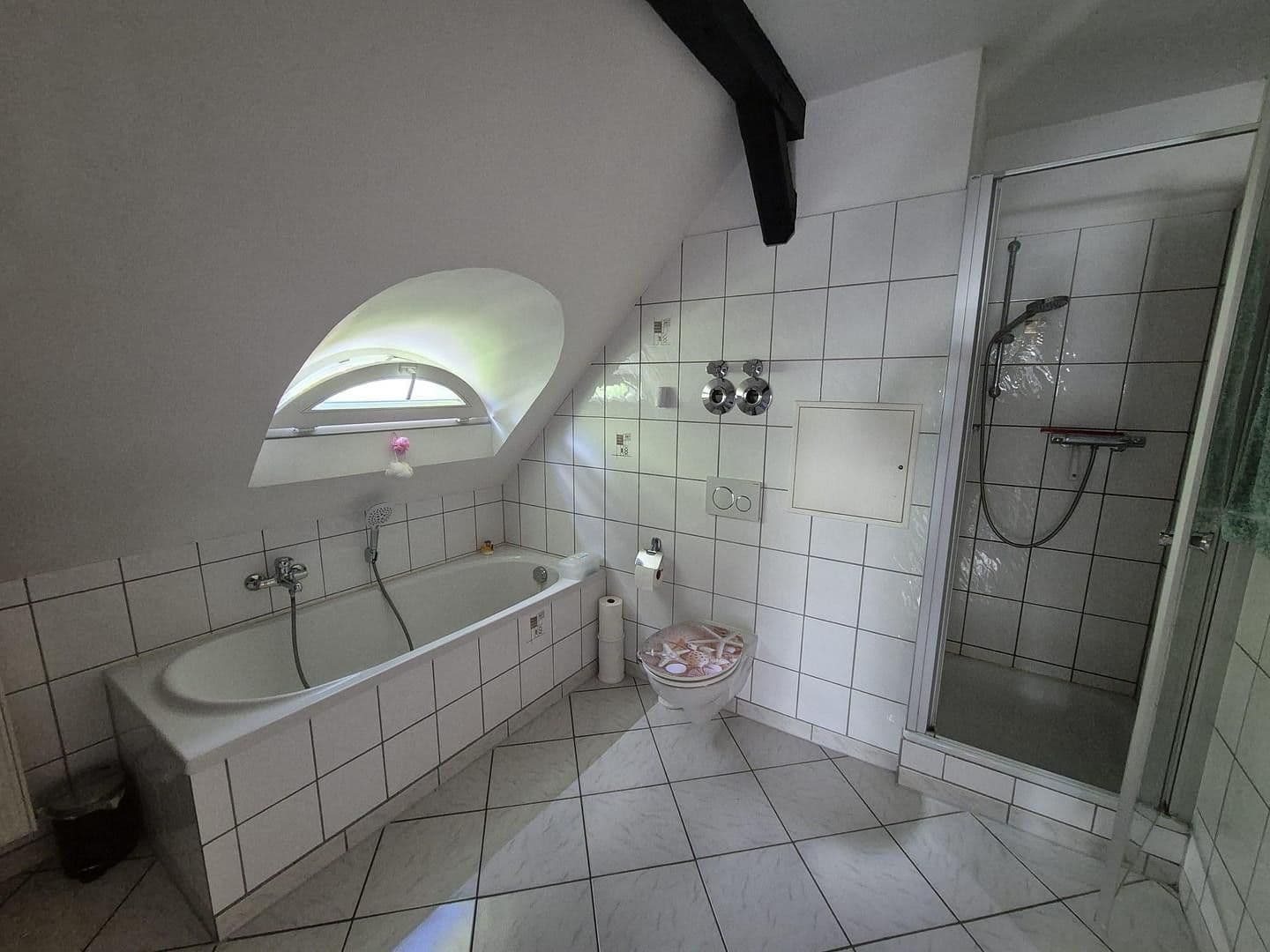 Pronájem bytu 4+1 122 m², Trier, Porýní-Falc Pronájem bytu 4+1 122 m², Trier, Porýní-Falc